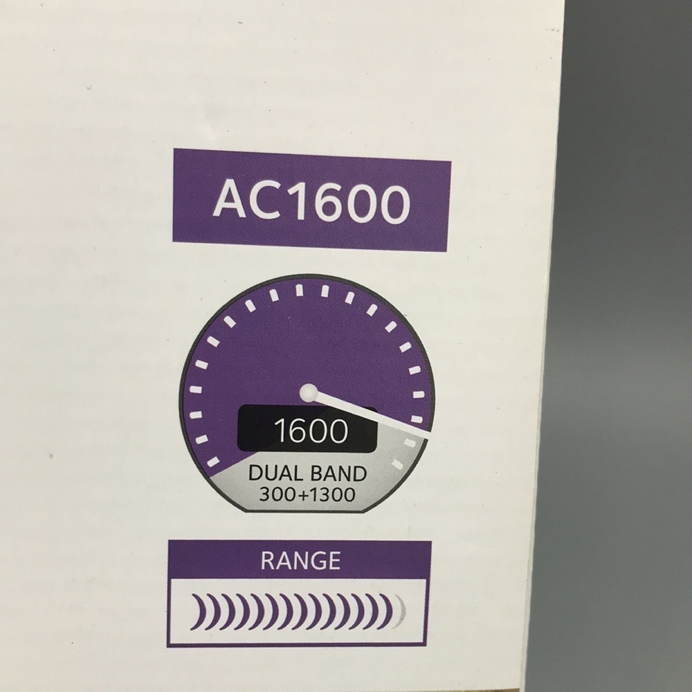 NETGEAR AC1600 Dual Band Wi-Fi Gigabit Router (R6250) - Picture 3 of 12